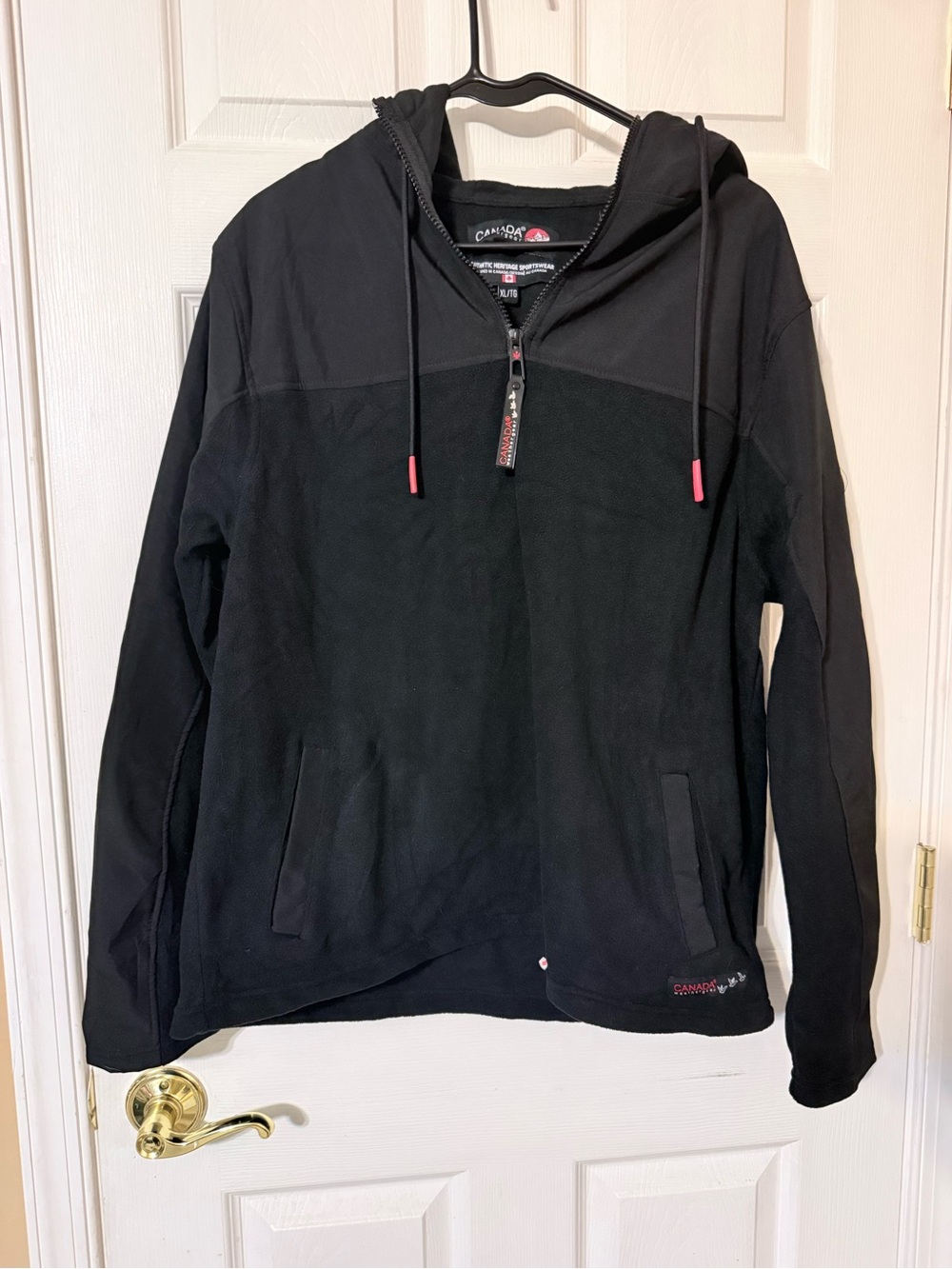 Canada Weather Gear Men's Black Performance Hoodie Jacket